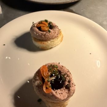 Camelia - Mousse toast - French Near Me - Los Angeles, California Camelia - Mousse toast - French Near Me - Los Angeles, California