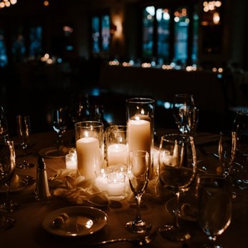 TWW Events - Table Decor. Candles & Petals - Wedding Planning Near Me