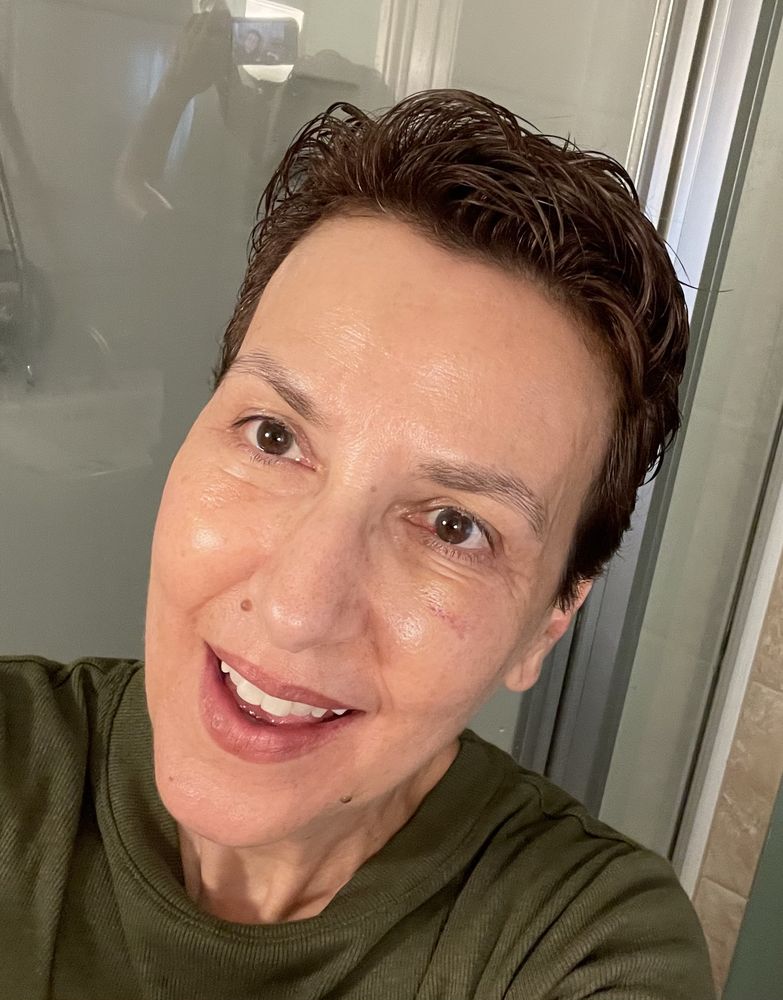 Parakh Plastic Surgery Logo