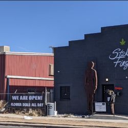 Sticky Fingerz Dispensary - Front dispensary