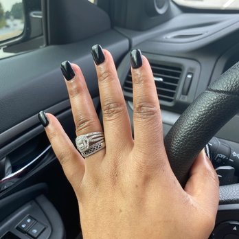 Daisy Nails - Nail Salons Near Me - Conyers, Georgia