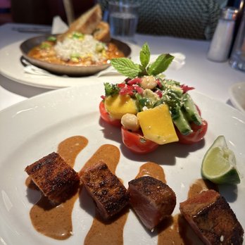Gulfstream - Tuna steak - New American Near Me - Newport Beach, California