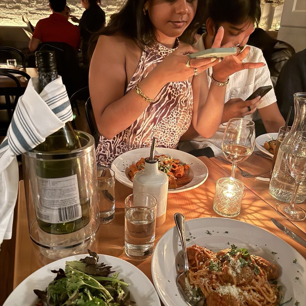 Fumo Soho - Mixed salad, spaghetti meatballs! - Italian Near Me - New York, New York Fumo Soho - Mixed salad, spaghetti meatballs! - Italian Near Me - New York, New York