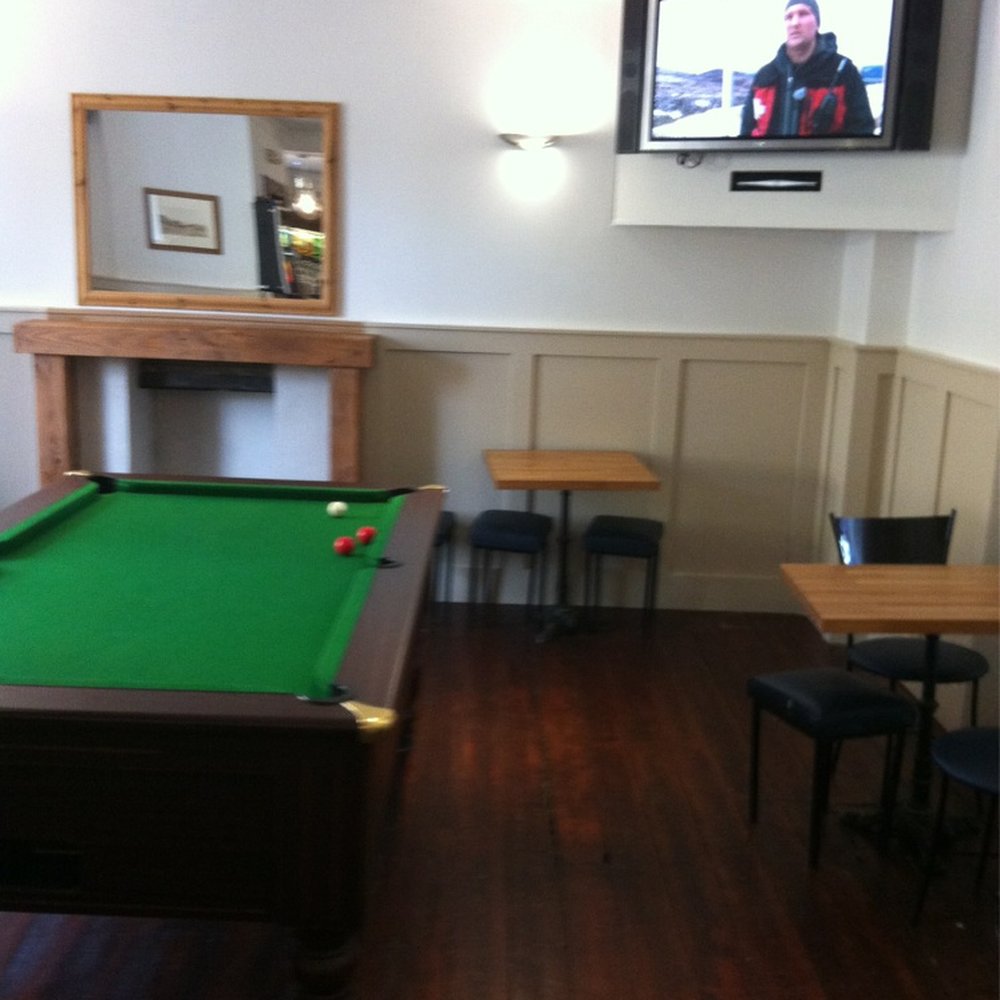 Station Hotel - Pool table and bar - Hotels Near Me - Avoch, HLD Station Hotel - Pool table and bar - Hotels Near Me - Avoch, HLD