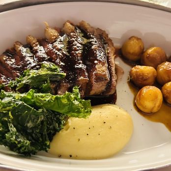 Bibo Madrid - Duck - Mediterranean Near Me - Madrid, M Bibo Madrid - Duck - Mediterranean Near Me - Madrid, M