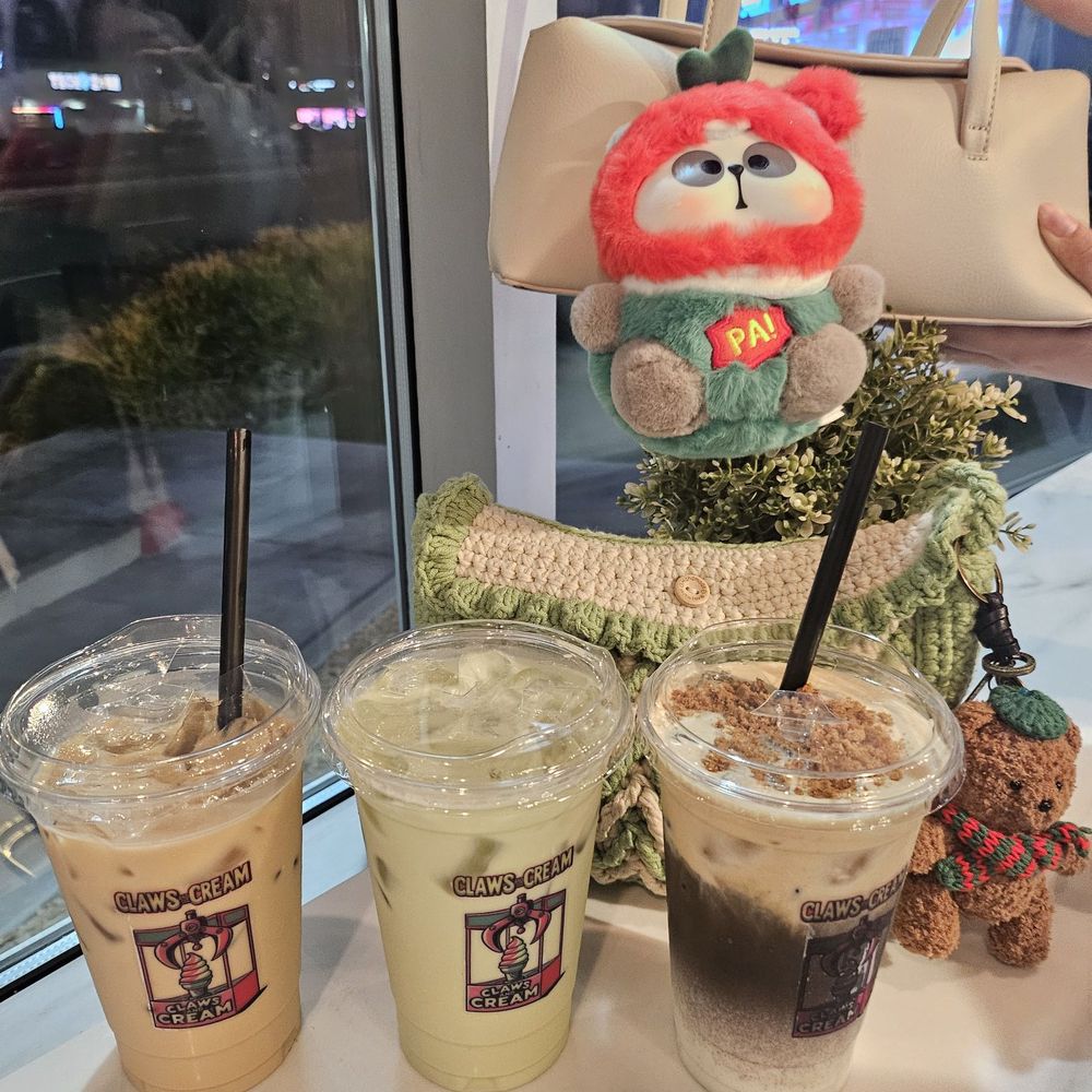 Claws and Cream - Milk tea, pandan milk tea, banana coffee (left to right) - Coffee & Tea Near Me - Garden Grove, California Claws and Cream - Milk tea, pandan milk tea, banana coffee (left to right) - Coffee & Tea Near Me - Garden Grove, California