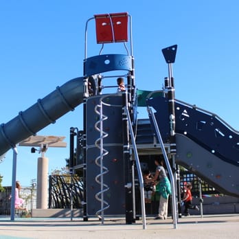 Doyle Hollis Park - Parks Near Me - Emeryville, California