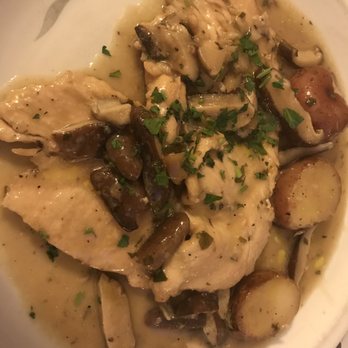 Il Colosseo - Chicken Marsala - Italian Near Me - Brooklyn, New York Il Colosseo - Chicken Marsala - Italian Near Me - Brooklyn, New York