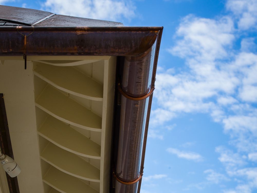 Slide of V & V Roofing and Sheet Metal