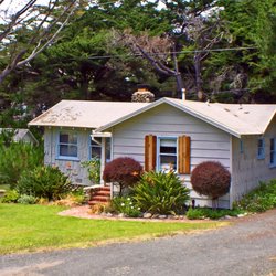 Marguerite Nunn Vacation Rentals - Cambria Beach Bungalow