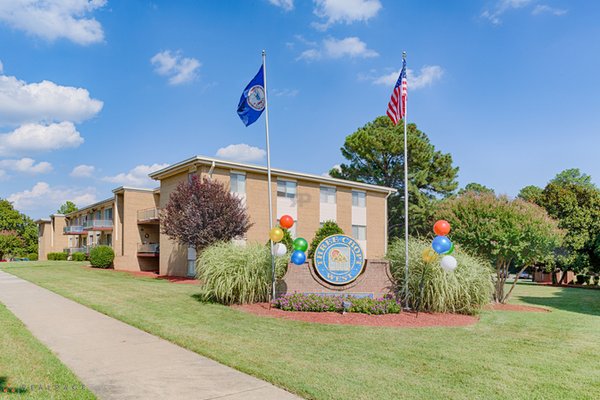 Three Chopt West Apartments