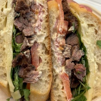Blue Barn - Steak sandwich - Salad Near Me - Corte Madera, California Blue Barn - Steak sandwich - Salad Near Me - Corte Madera, California