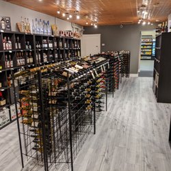Rivercliff Wine & Spirits