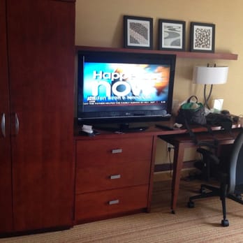 Courtyard by Marriott Dunn Loring Fairfax - Desk wardrobe - Hotels Near Me - Vienna, Virginia