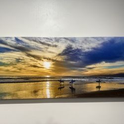 Thomas Editions - Surfers and sunset.