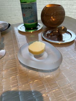 Beige Alain Ducasse by null