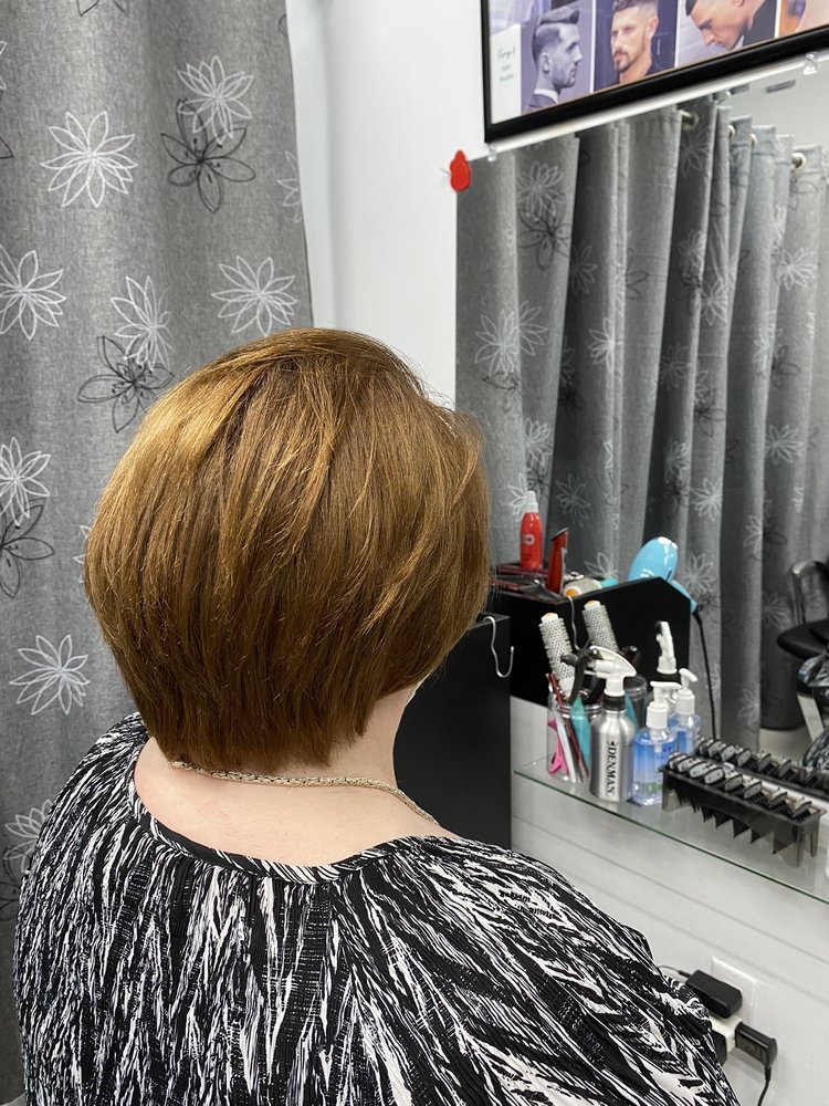 Terry's Hair Studio Image