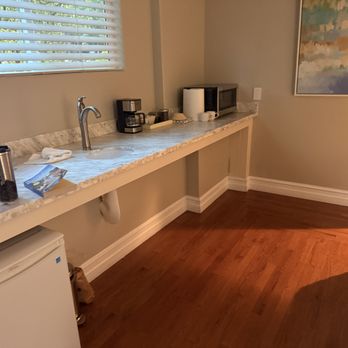 Calderwood Inn - Hotels Near Me - Healdsburg, California