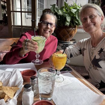 El Pinto - Family enjoying cucumber and mango margaritas! - New Mexican Cuisine Near Me - Albuquerque, New Mexico