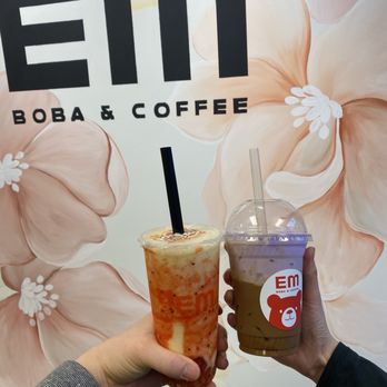 EM Boba & Coffee - Mango Dragonfruit Feosty and Ube Coffee - Coffee & Tea Near Me - Lakewood, Washington