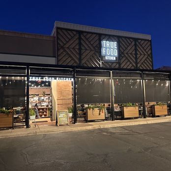 True Food Kitchen - New American Near Me - Tucson, Arizona