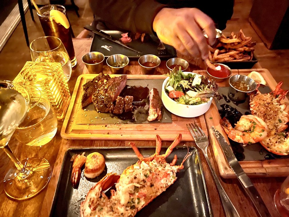 GRINDER Updated August 2024 252 Photos & 154 Reviews 1708 Rue