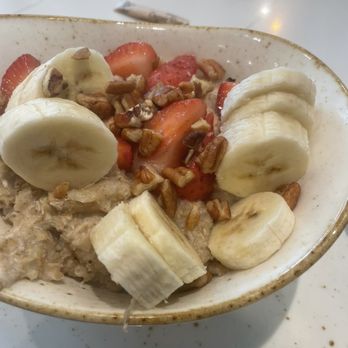 First Watch - Oatmeal - Breakfast & Brunch Near Me - Apollo Beach, Florida