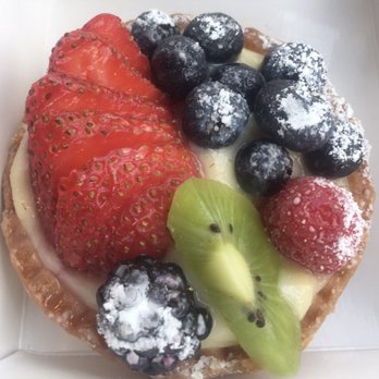 Rosetta Bakery - Fruit Tart - Bakeries Near Me - Miami Beach, Florida Rosetta Bakery - Fruit Tart - Bakeries Near Me - Miami Beach, Florida