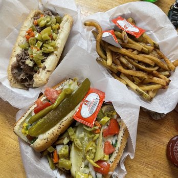 Tony's Chicago Beef - Italian beef, Chicago fire dogs (spicy!) - Burgers Near Me - Sarasota, Florida Tony's Chicago Beef - Italian beef, Chicago fire dogs (spicy!) - Burgers Near Me - Sarasota, Florida