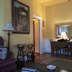 Dubach Inn - Back suite interior