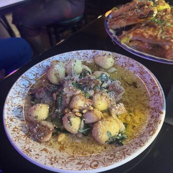 Con Alma - Gnocci and pork belly - Cocktail Bars Near Me - Pittsburgh, Pennsylvania Con Alma - Gnocci and pork belly - Cocktail Bars Near Me - Pittsburgh, Pennsylvania