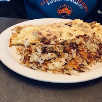Goody's Restaurant - For Ed all meet omelette with hashbrowns - Breakfast & Brunch Near Me - Brook Park, Ohio