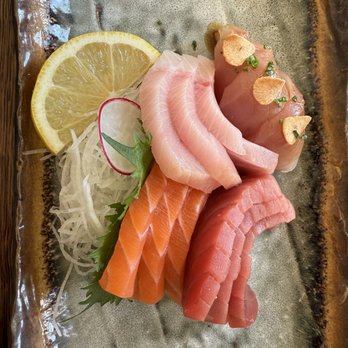 Akinori Sushi - Sashimi set - Japanese Near Me - Pasadena, California