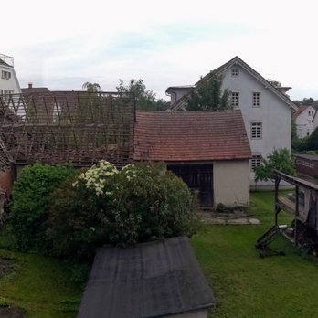 Hotel Domino - Das Haus stellt Ohropax zur Verfügung - da mein Zimmer nach hinten liegt, habe ich das nicht benötigt. - Bed & Breakfast Near Me - Stuttgart, BW