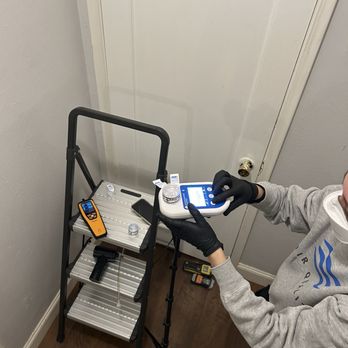 Air Quality Testers - Stephanie air sampling for mold - Environmental Testing Near Me - Alameda, California