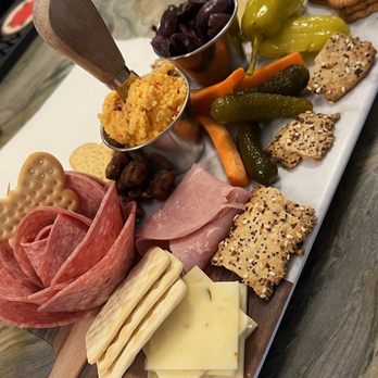 The Howser Tavern - American Charcuterie board - Speakeasies Near Me - Frankfort, Kentucky The Howser Tavern - American Charcuterie board - Speakeasies Near Me - Frankfort, Kentucky