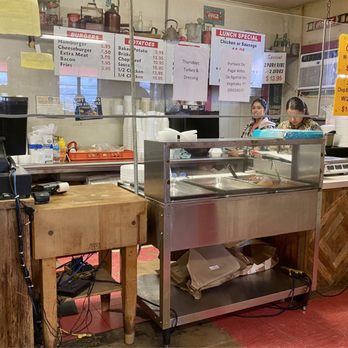 Peters BBQ - Barbeque Near Me - Ellinger, Texas