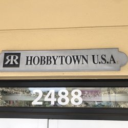 HobbyTown - Front of the wonder emporium
