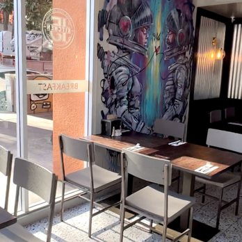 Kitchen 15 - Indoor seating - Breakfast & Brunch Near Me - Sacramento, California