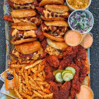 Dave's Hot Chicken - Dave's Hot Chicken - Hero Pic - Chicken Shop Near Me - Gilbert, Arizona