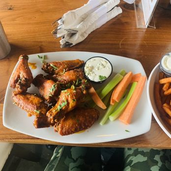 Public House 131 - Buffalo wings - Gastropubs Near Me - San Diego, California Public House 131 - Buffalo wings - Gastropubs Near Me - San Diego, California