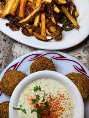 Alyan's Middle Eastern & Mediterranean Restaurant by null