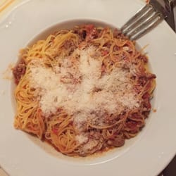 Osteria Le Frattine Von Ludwig - Maccheroncini di Campofilone con ragù di carne (Campofilone Maccheroncini with beef ragù)