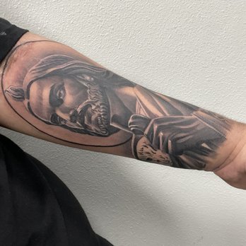 Blue Label Tattoo - San Judas  Artist - @blueface_bennyboy - Tattoo Near Me - Orange, California
