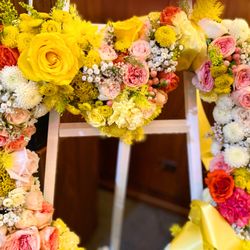 Heart wreath on easel