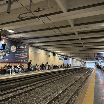 Napoli Stazione Centrale - Platforms for EAV Circumvesuviana commuter trains to Pompeii - Train Stations Near Me - Naples, NA