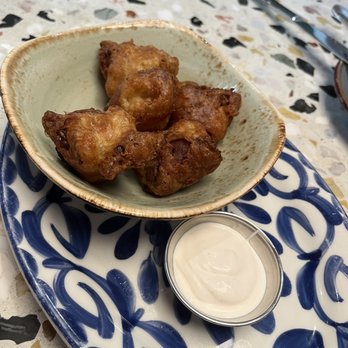 The Salted Pig - Dates - Gastropubs Near Me - Riverside, California