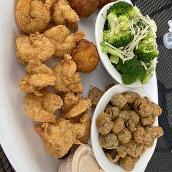 Soul Fish Cafe - Fried shrimp platter - Seafood Near Me - Memphis, Tennessee Soul Fish Cafe - Fried shrimp platter - Seafood Near Me - Memphis, Tennessee