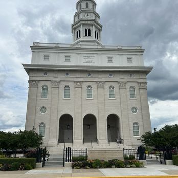 Nauvoo Temple - Churches Near Me - Nauvoo, Illinois Nauvoo Temple - Churches Near Me - Nauvoo, Illinois