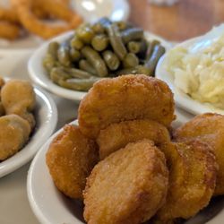 Bayside Seafood Family Restaurant - Veggie plate with onion rings.